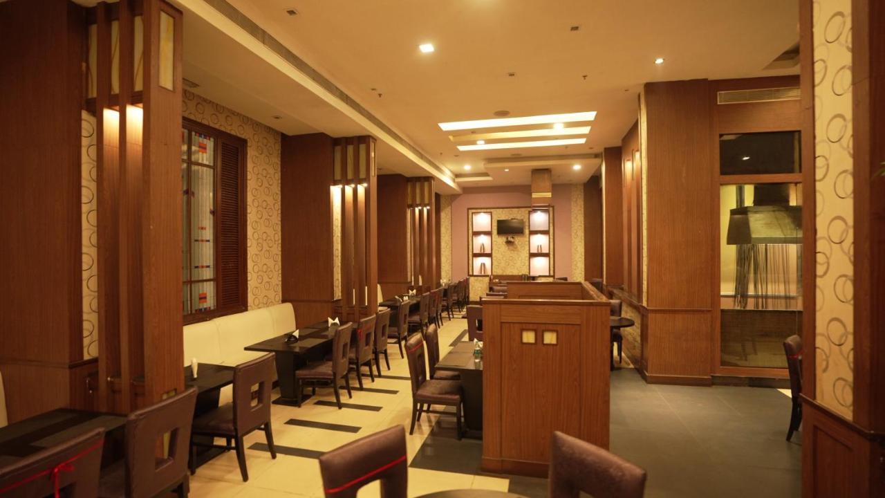 帕尔高地酒店 布巴内什瓦尔 外观 照片